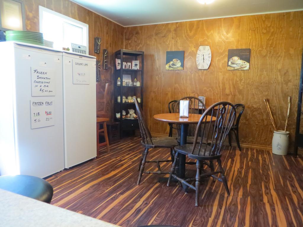 Bed and Breakfast Orchard View Bed&Breakfast Moose Jaw Exterior foto